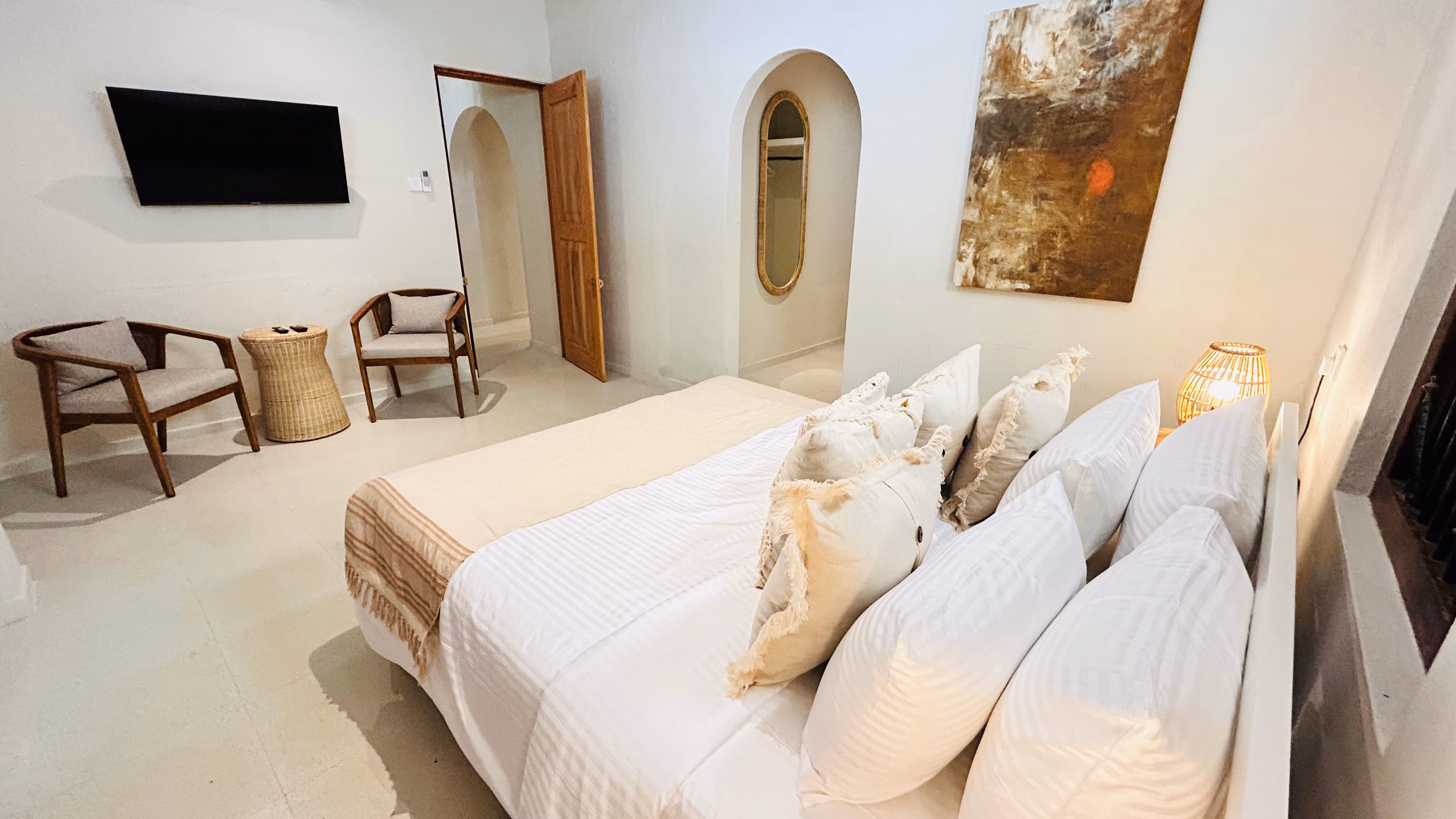 K2 Villa - Refreshing private swimming pool with lounging area.