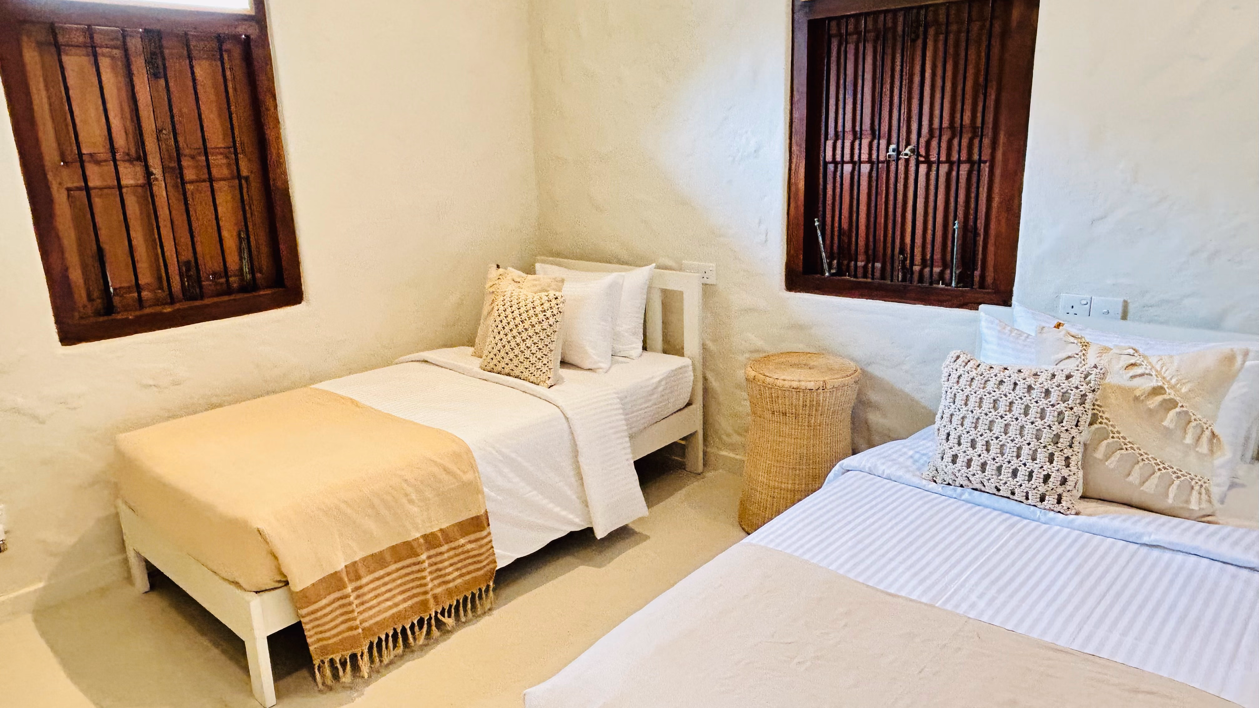 K2 Villa - Close-up of interior design elements and furnishings.