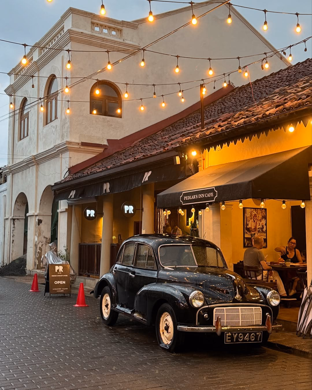 A glimpse of the historic colonial architecture in nearby Galle Fort.